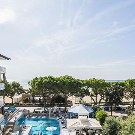 Hotel Miramare Lignano Sabbiadoro Exterior foto