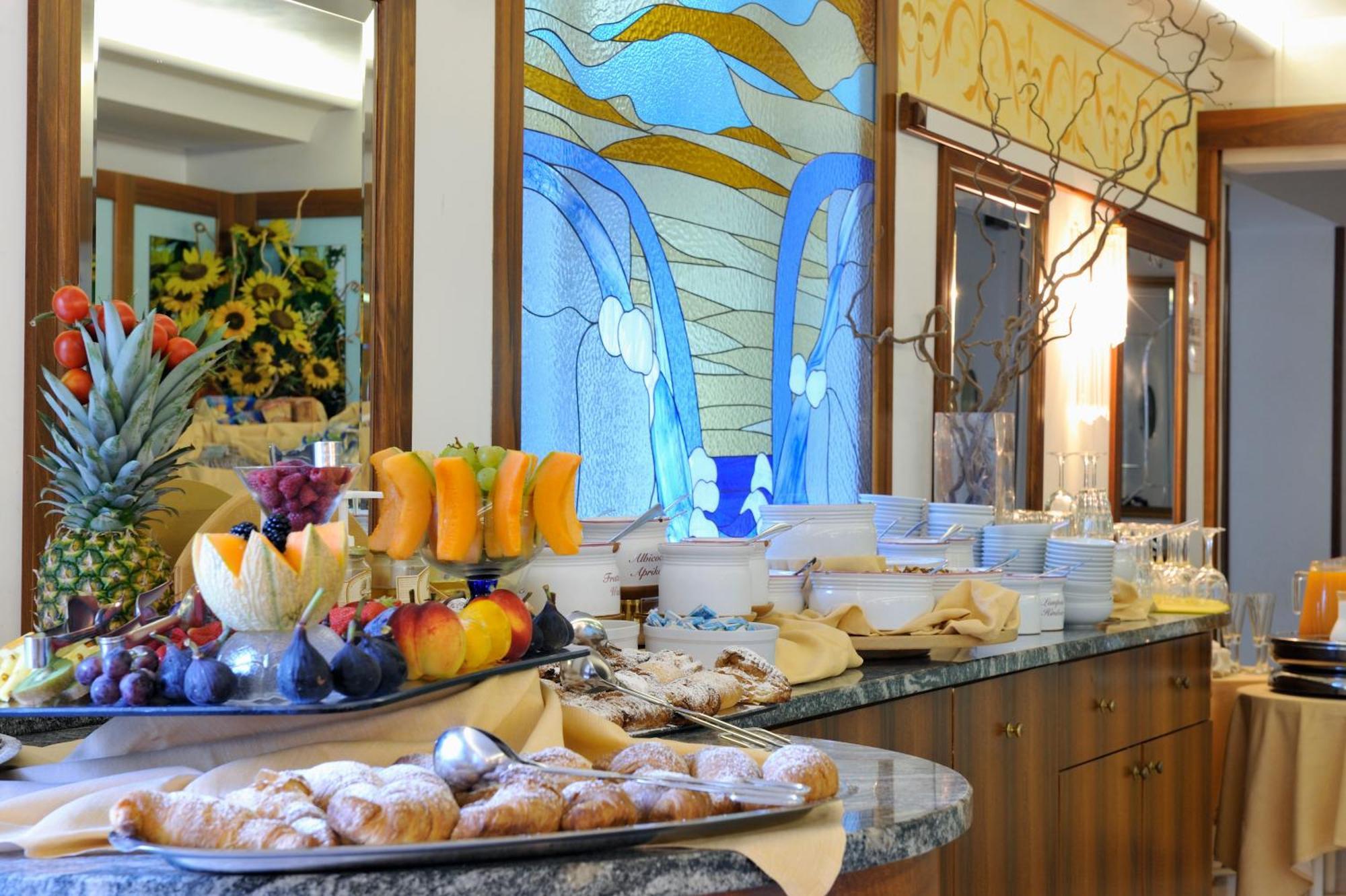Hotel Miramare Lignano Sabbiadoro Exterior foto