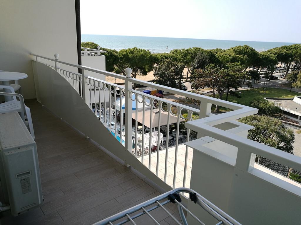 Hotel Miramare Lignano Sabbiadoro Exterior foto